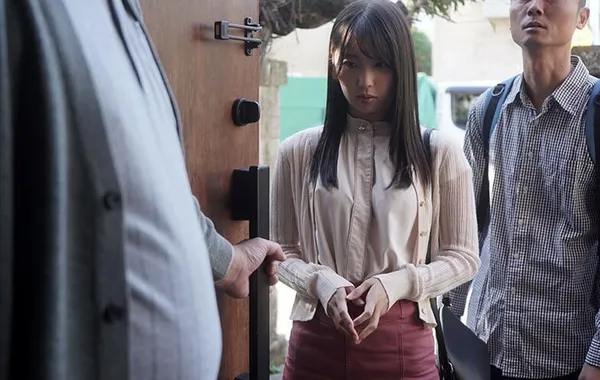 xiang linh sex Về quê chăm sóc bố bệnh, cô gái bị mấy ông chú khốn nạn cưỡng hiếp